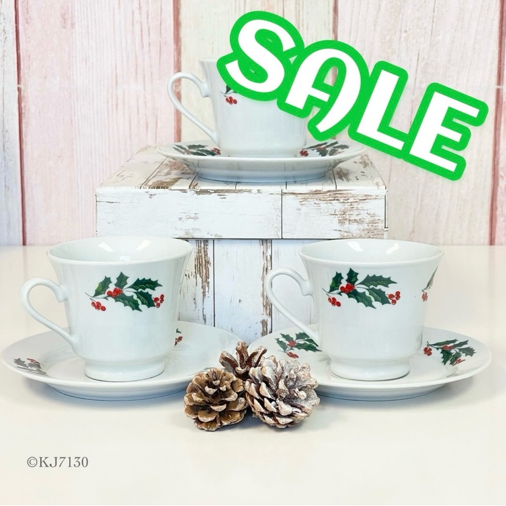 Vintage Alco Holly and Berries Porcelain Christmas Cups & Saucers Set of 3